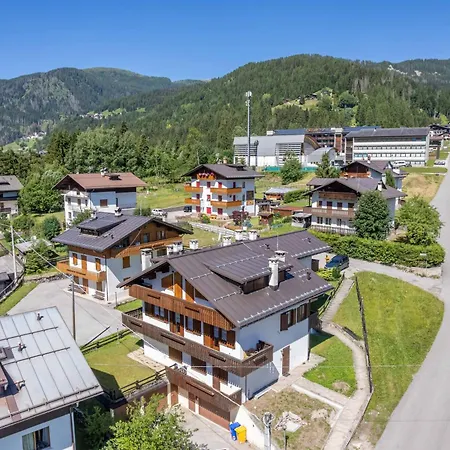 La Dimora Delle Cime Apartman Falcade